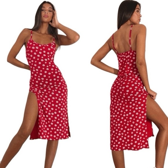 PrettyLittleThing Red Floral Jersey Split Cami Midi Sun Dress - Picture 1 of 13